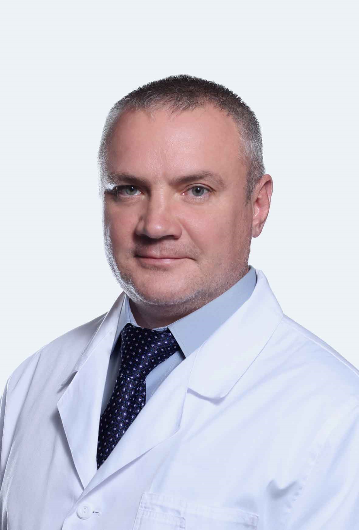 Лядов Сергей Алексеевич — врач уролог-андролог, врач высшей категории, стаж работы более 10 лет. Оперирующий хирург.